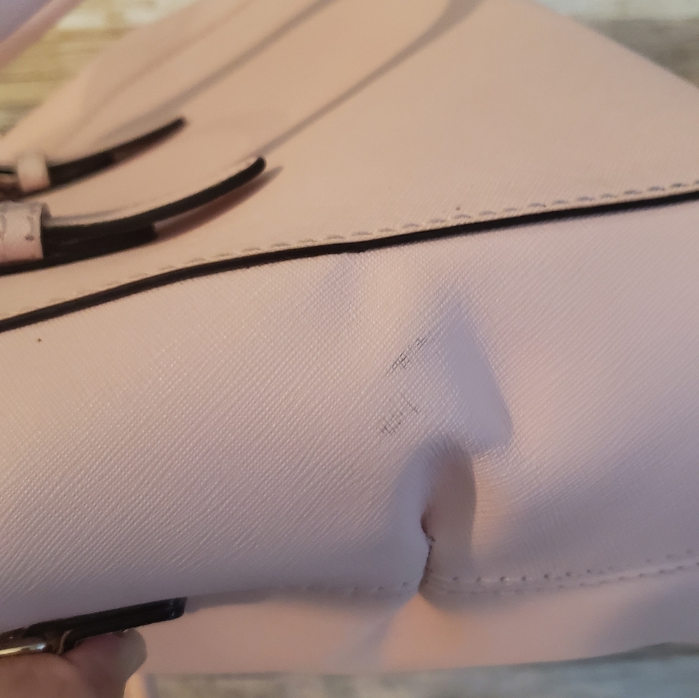 Kate Spade - Picture 3 of 5